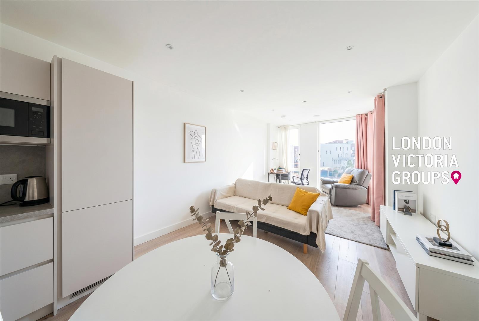1 bed property in Perceval Square, College Road, Harrow